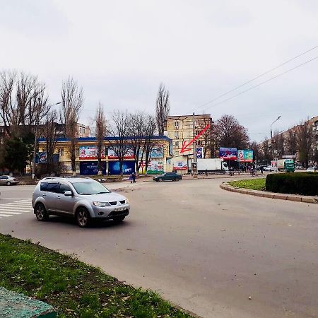 Апартаменты Гагарина 크리보이 로그 외부 사진